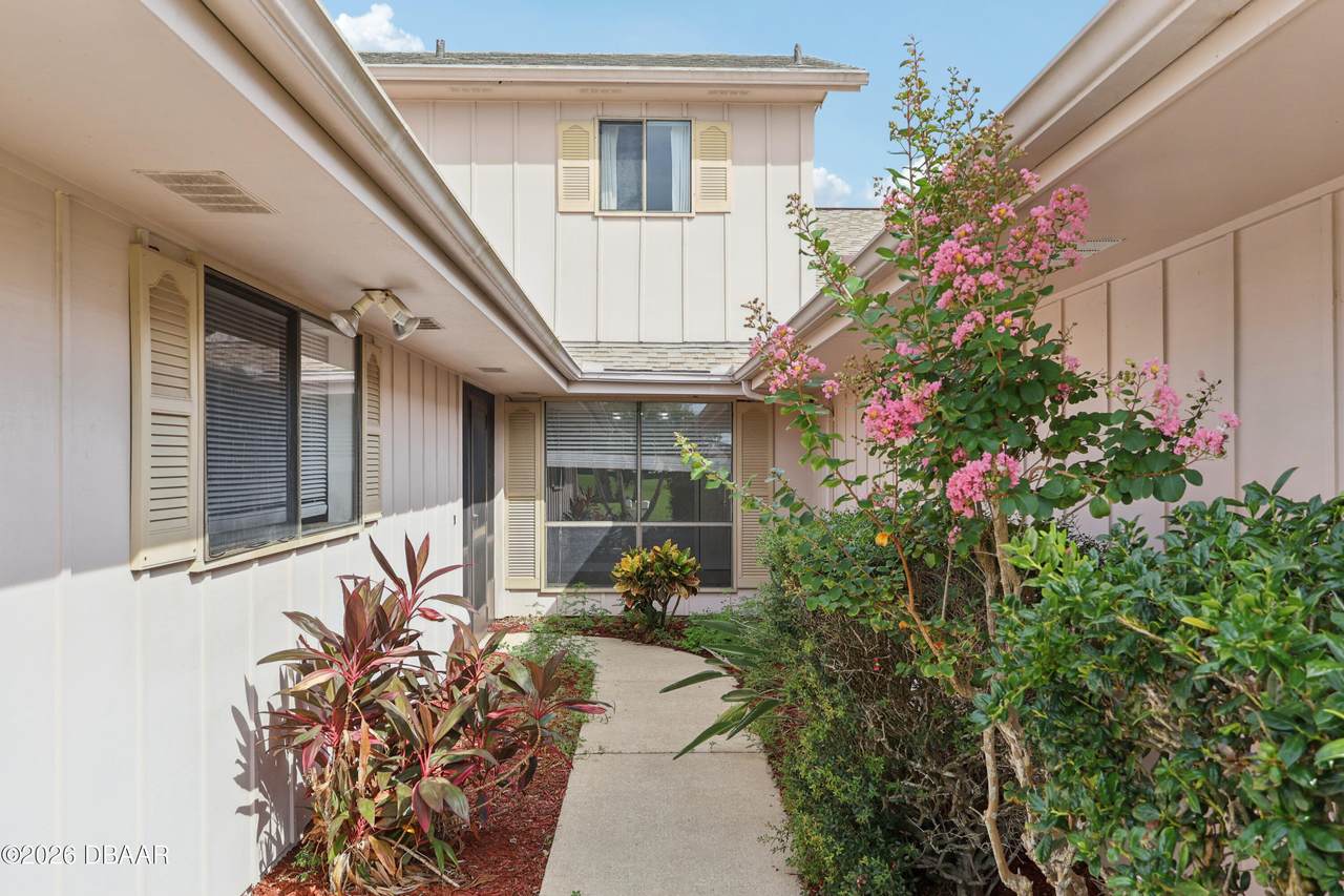 102 Golf Club Drive - Photo 1
