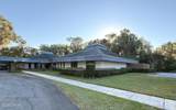 800 Plymouth Avenue - Photo 1