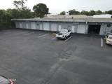 525 Carswell Avenue - Photo 9