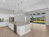 665 Mosaic Boulevard - Photo 2