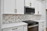22 Eric Drive - Photo 14