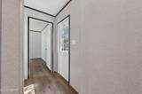 1606 Avenue C - Photo 17