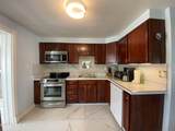 910 Lake Avenue - Photo 11