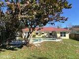 910 Lake Avenue - Photo 22