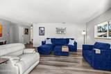 34 Lake Fairgreen Circle - Photo 15