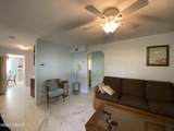 910 Lake Avenue - Photo 5