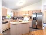 1688 Montgomery Avenue - Photo 3