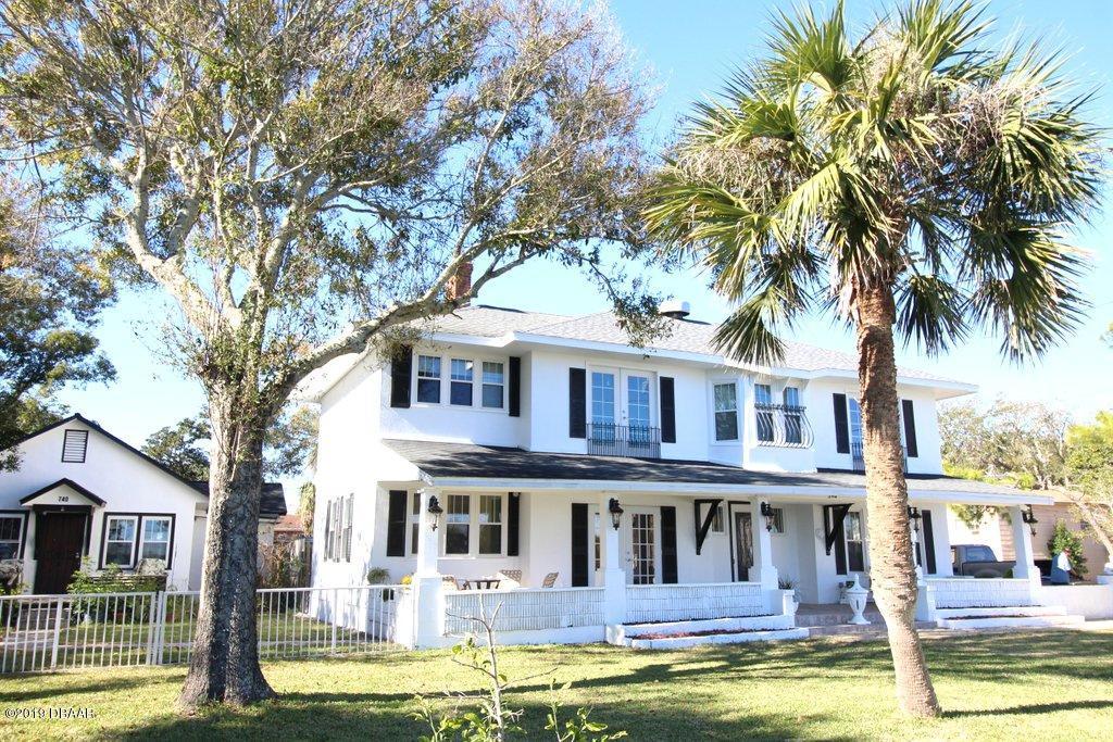 746 Riverside Drive - Photo 1