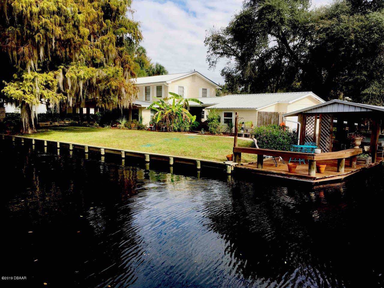 117 Peggy Lane - Photo 1