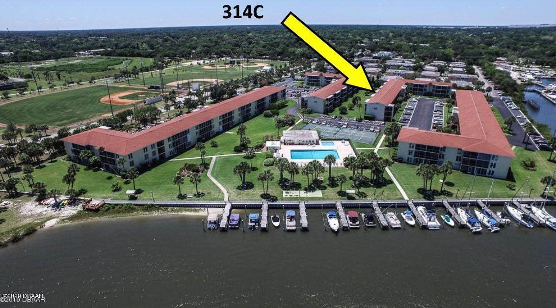 717 Beach Street - Photo 1