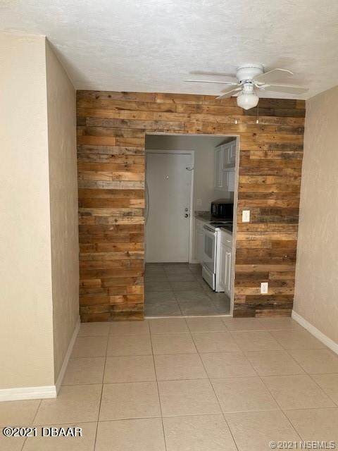200 Hepburn Street - Photo 1