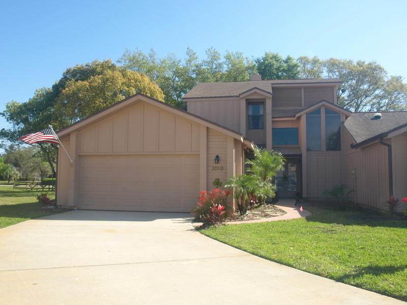 2010 Teakwood Lane - Photo 1