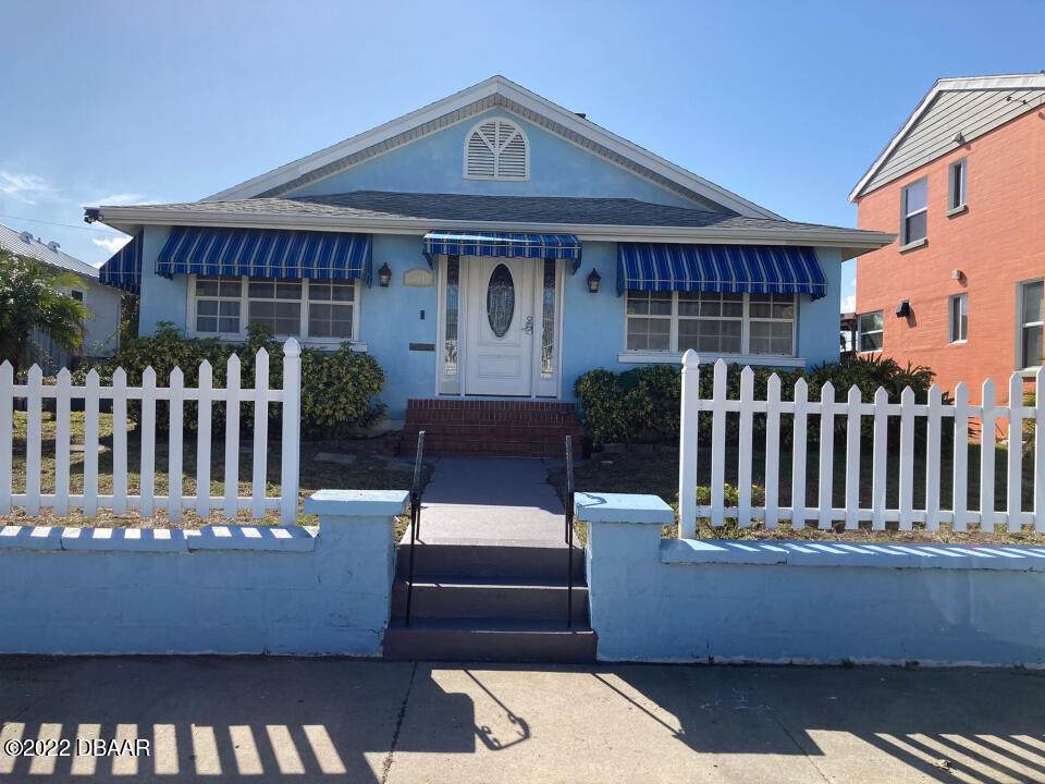 120 Grandview Avenue - Photo 1