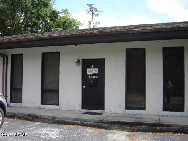 4393 Ridgewood Avenue - Photo 1