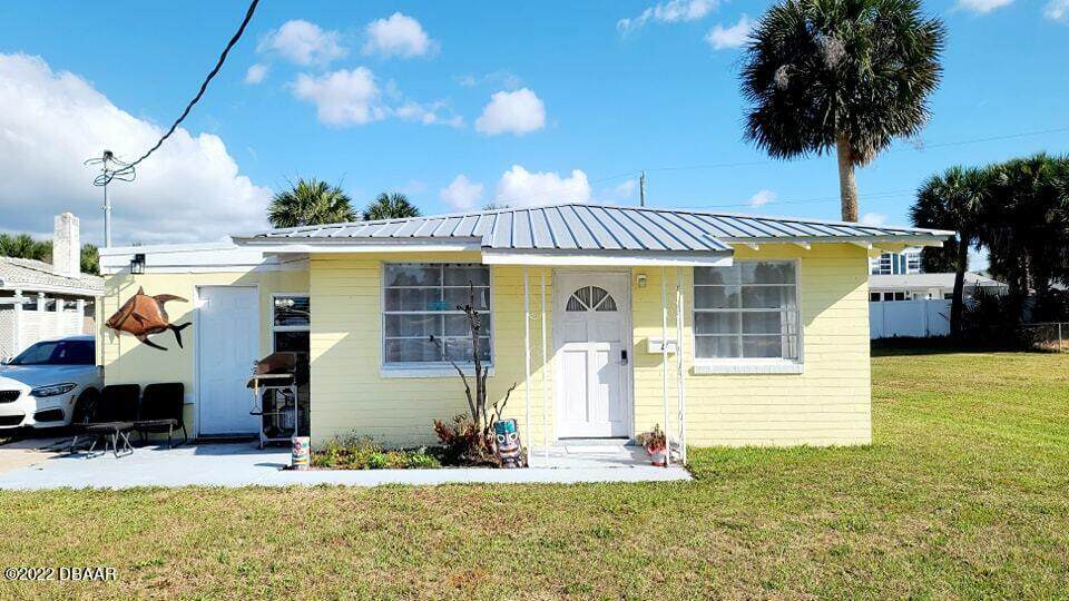 5 Brooks Drive - Photo 1