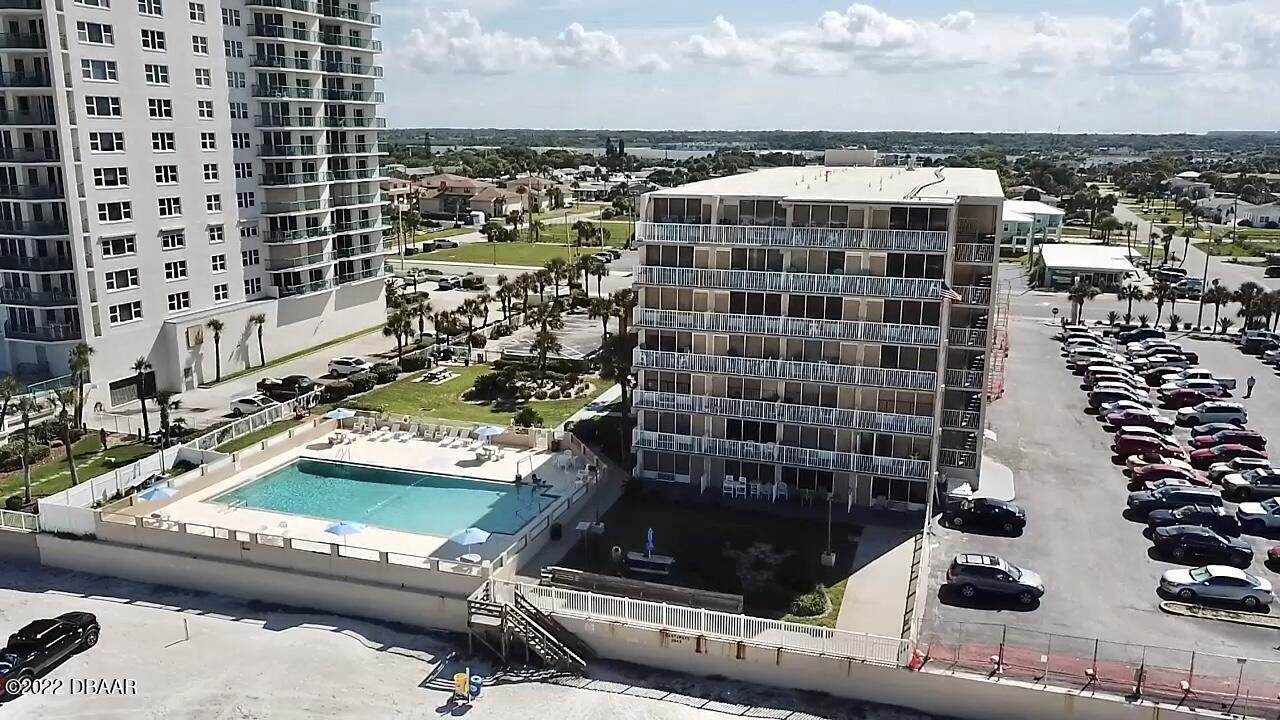 2043 Atlantic Avenue - Photo 1