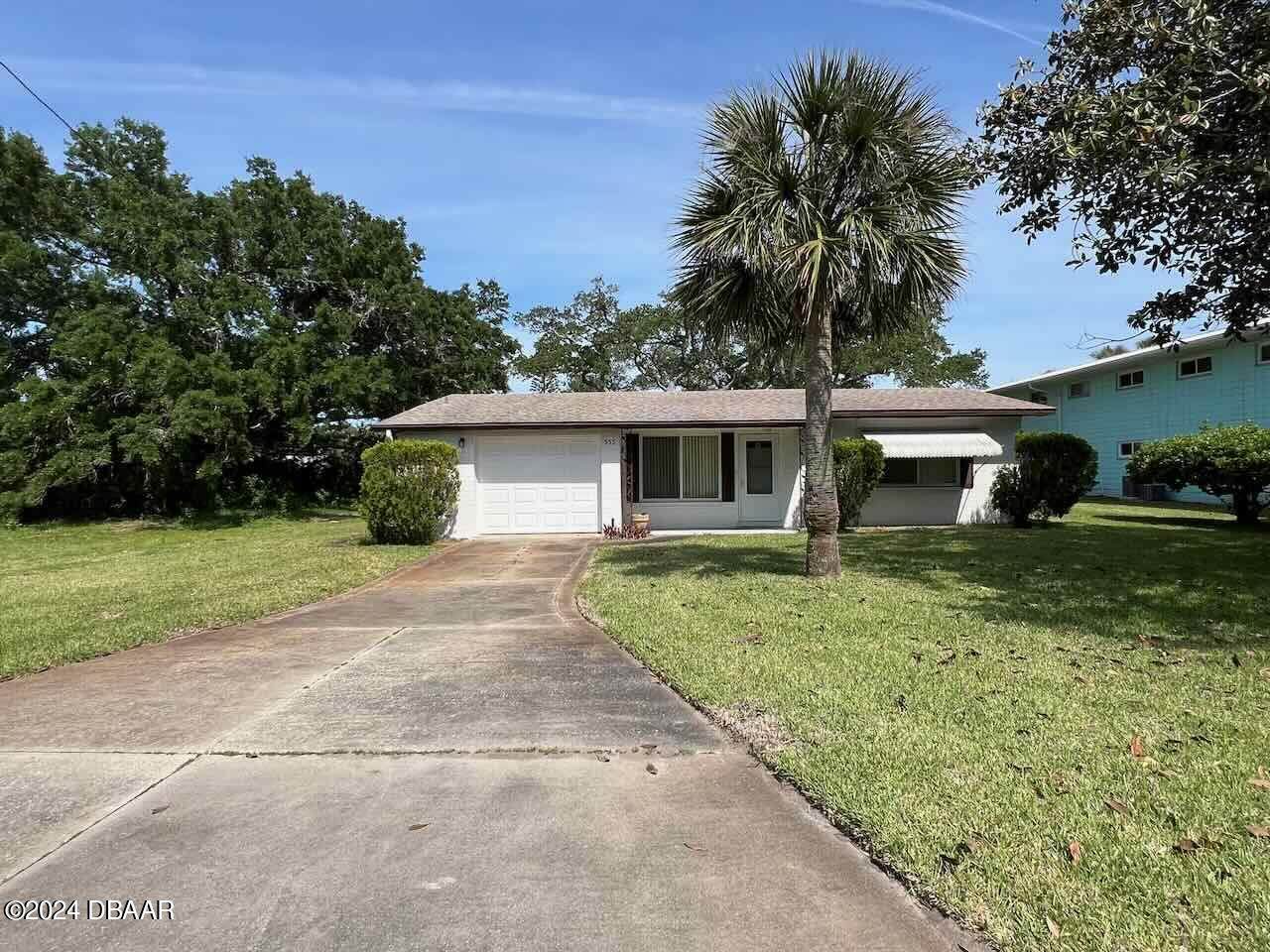 535 Peninsula Avenue - Photo 1