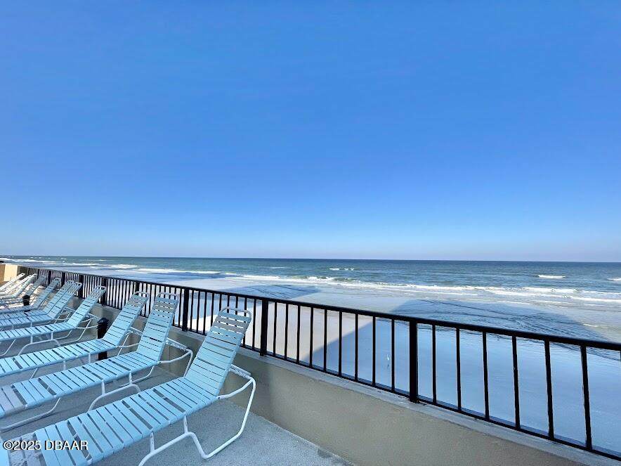 https://bt-photos.global.ssl.fastly.net/daytonabeach/orig_boomver_1_1218814-2.jpg