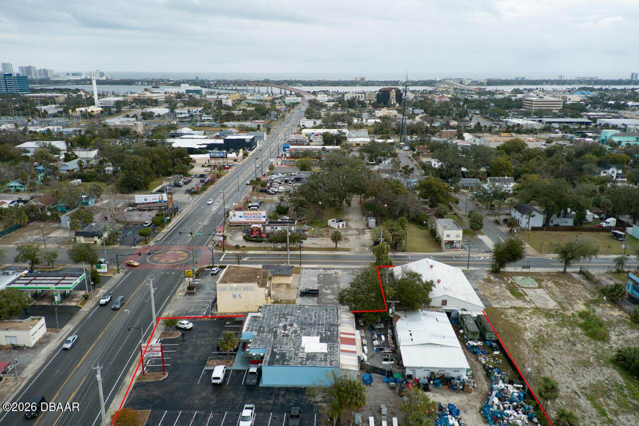 https://bt-photos.global.ssl.fastly.net/daytonabeach/orig_boomver_1_1222018-2.jpg