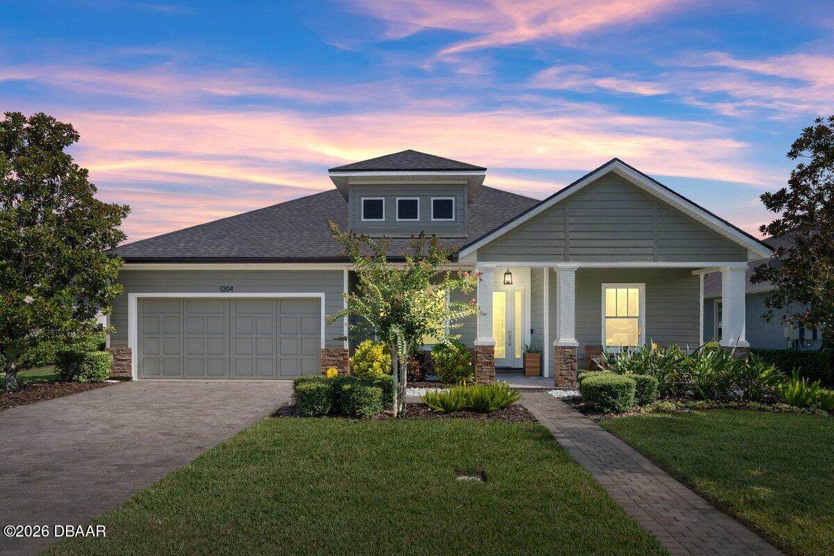 1204 Draycott Street - Photo 1