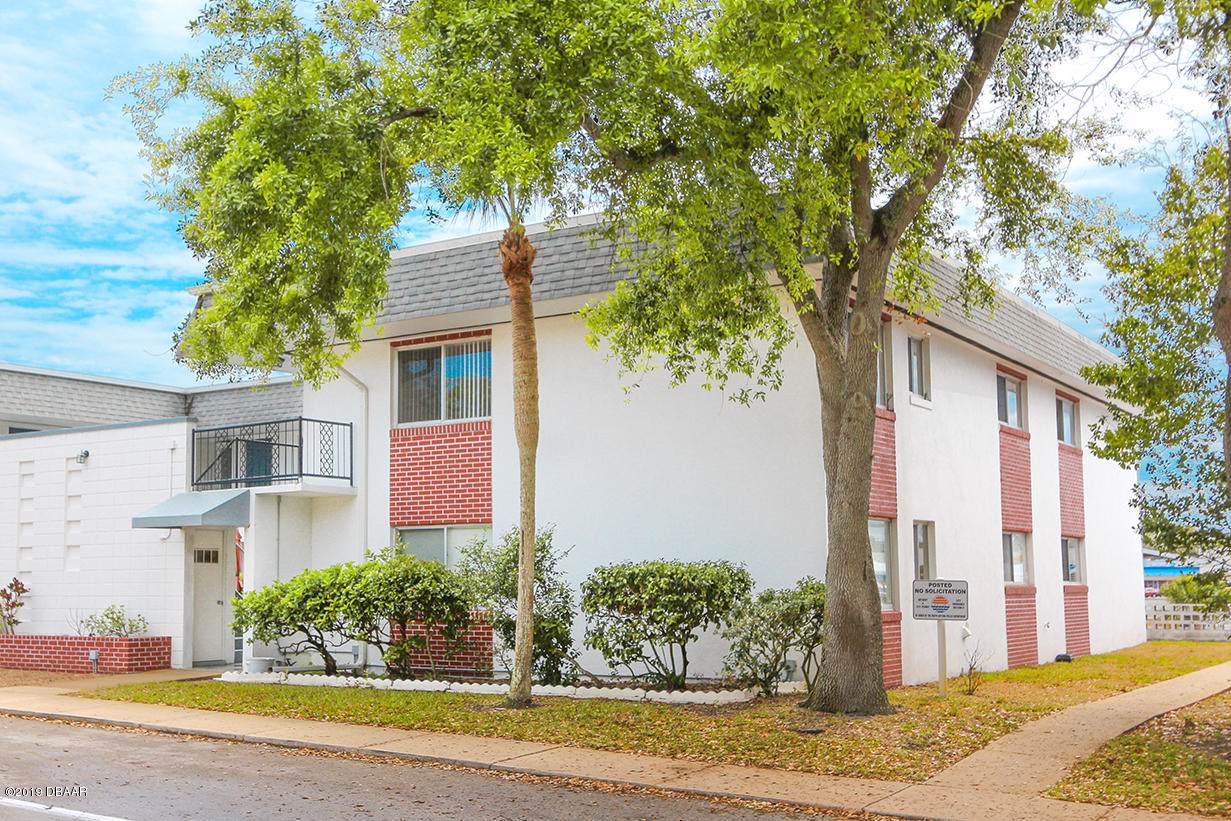 303 Ridge Boulevard - Photo 1