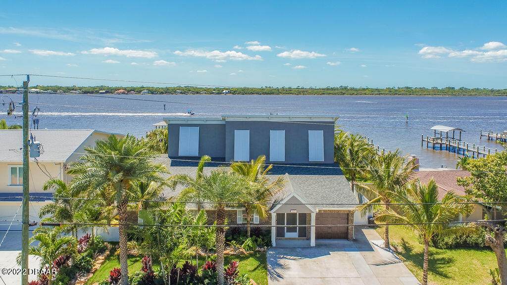 1672 John Anderson Drive - Photo 1