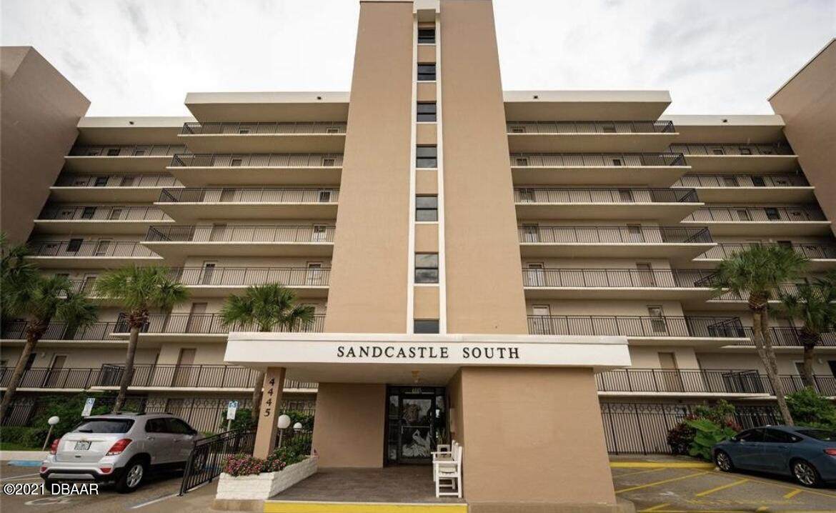 4445 Atlantic Avenue - Photo 1