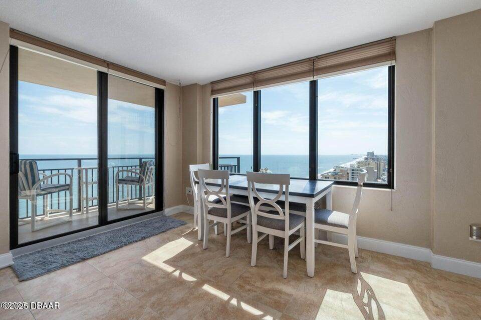 https://bt-photos.global.ssl.fastly.net/daytonabeach/orig_boomver_3_1218198-2.jpg