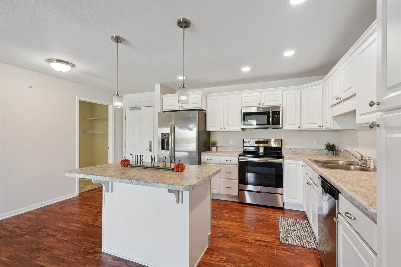 845 60th Street - Photo 1