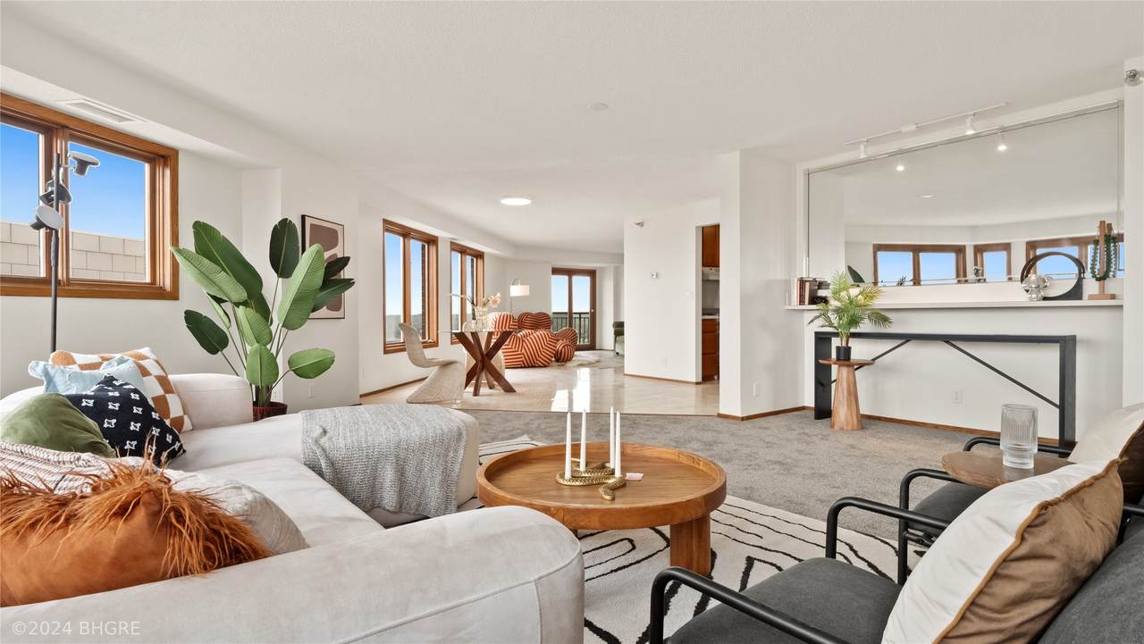 300 Walnut Street - Photo 1