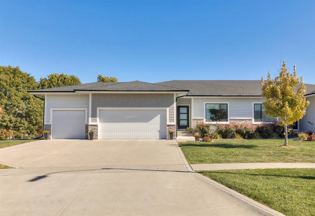2341 Scenic Valley Drive - Photo 1
