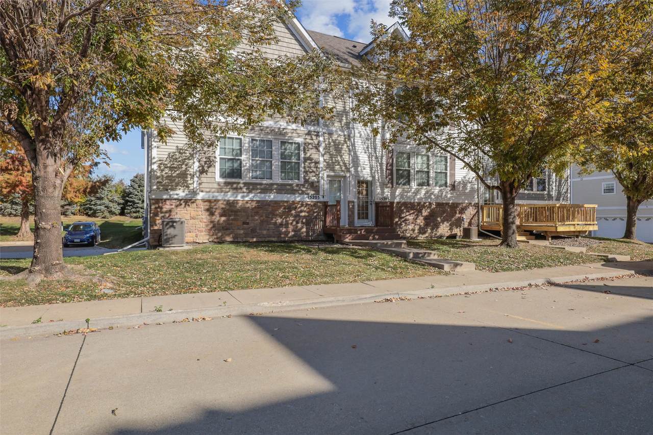 15203 Alpine Drive - Photo 1