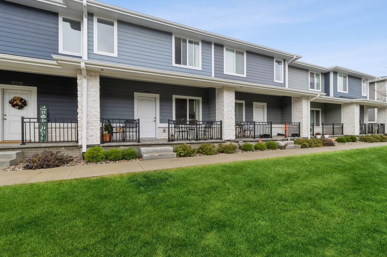 2337 Sydney Lane - Photo 1