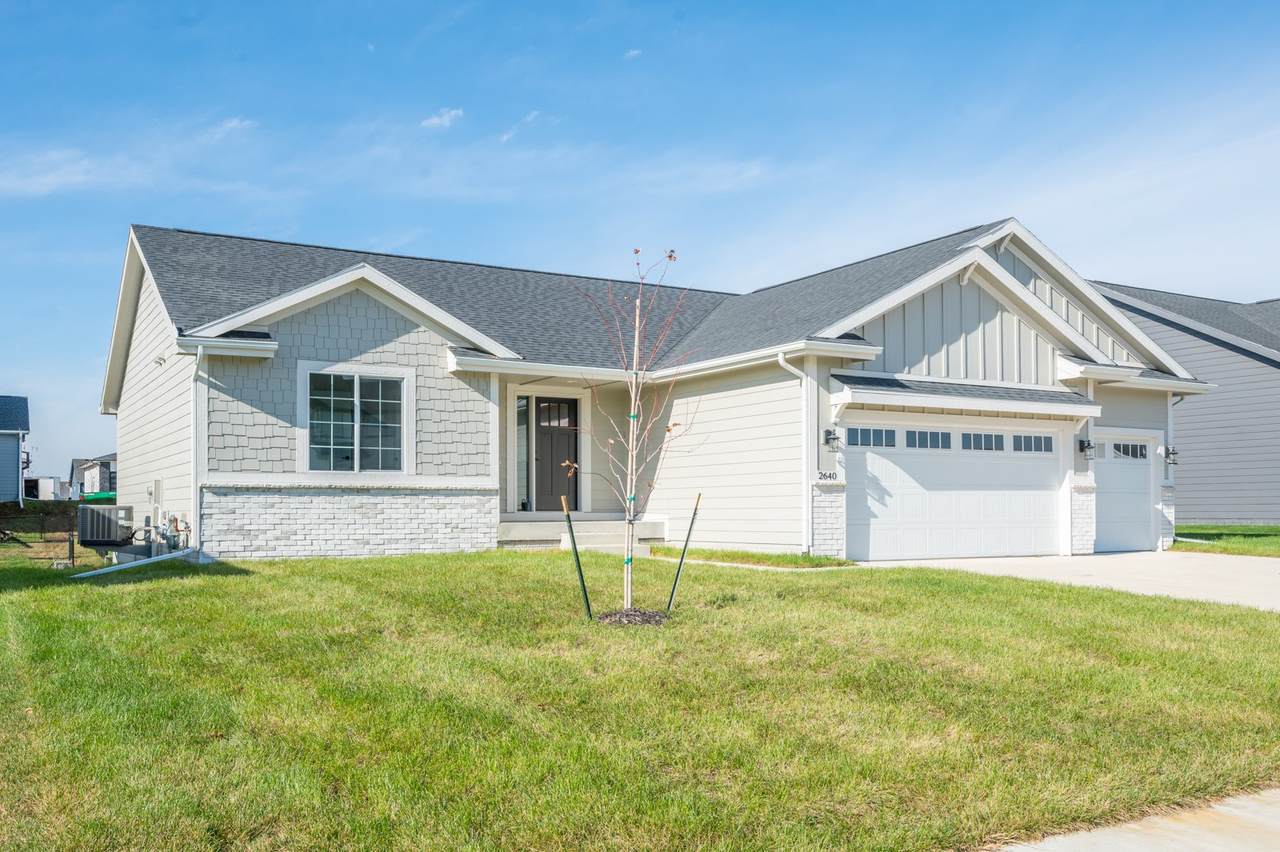 2640 Abbott Drive - Photo 1