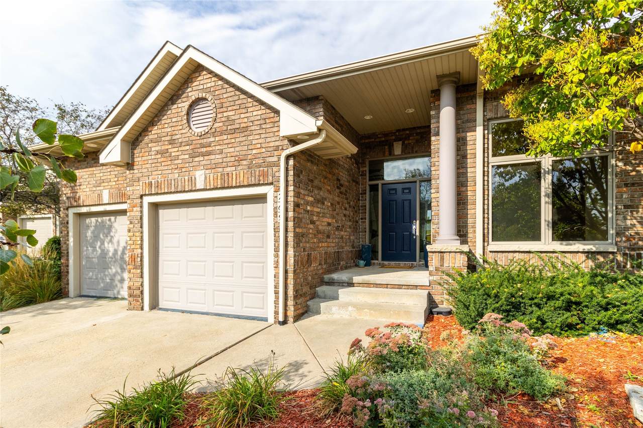 769 Glen Oaks Terrace - Photo 1