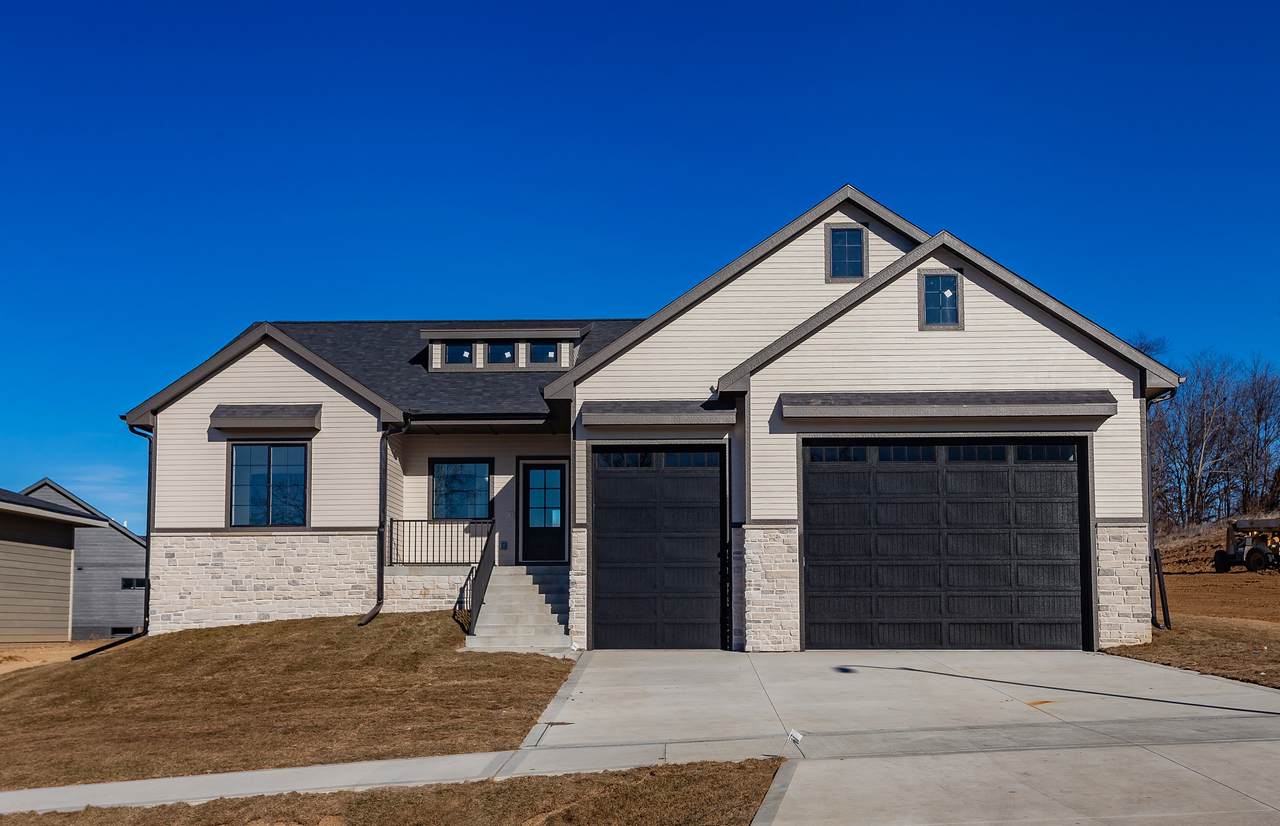 5766 Arbor Springs Drive - Photo 1