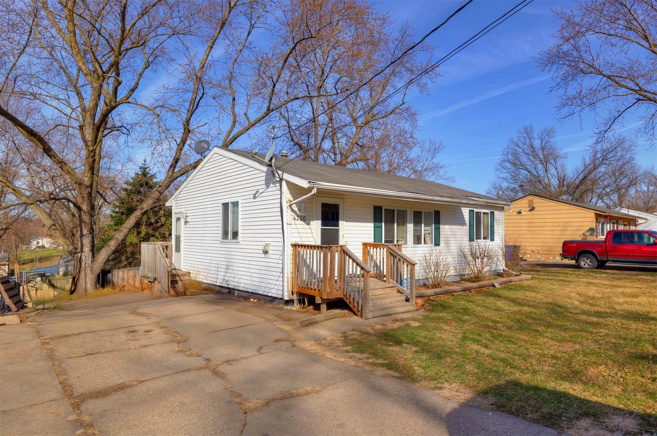 4200 11th Street - Photo 1