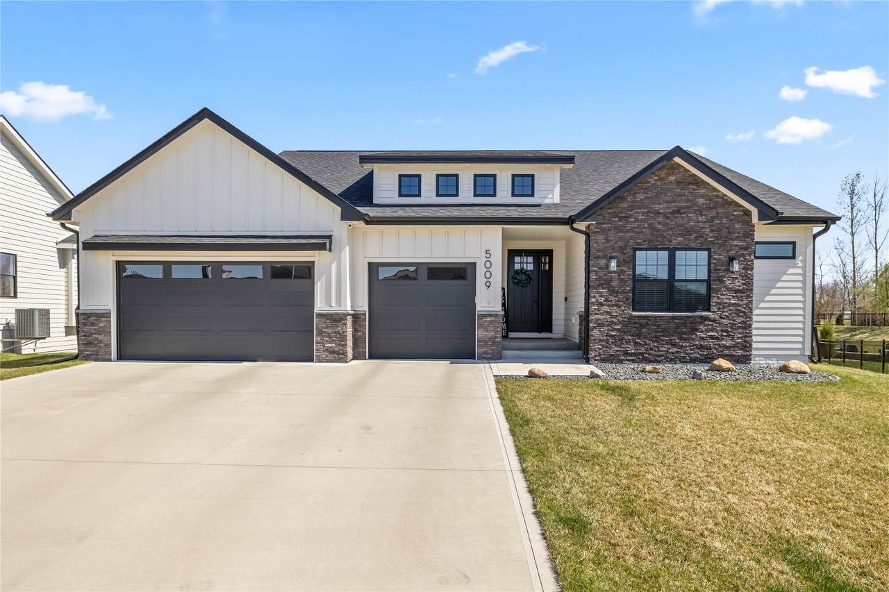 5009 148th Circle - Photo 1