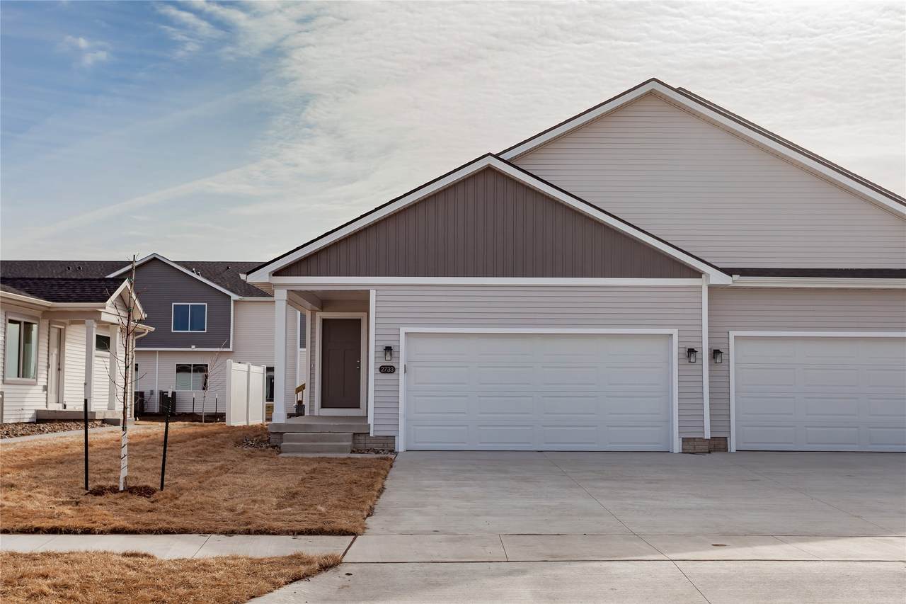 2733 13th Street - Photo 1