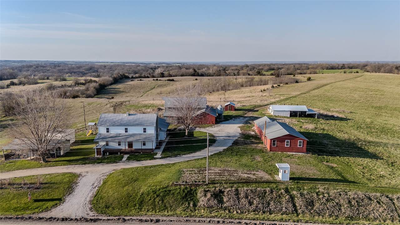 16580 280th Street - Photo 1