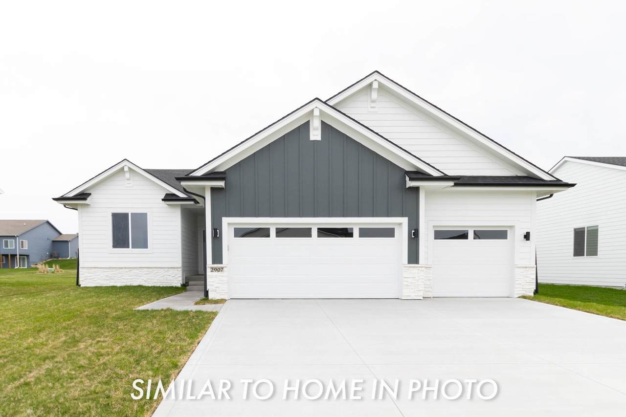 1540 Hazel Street - Photo 1