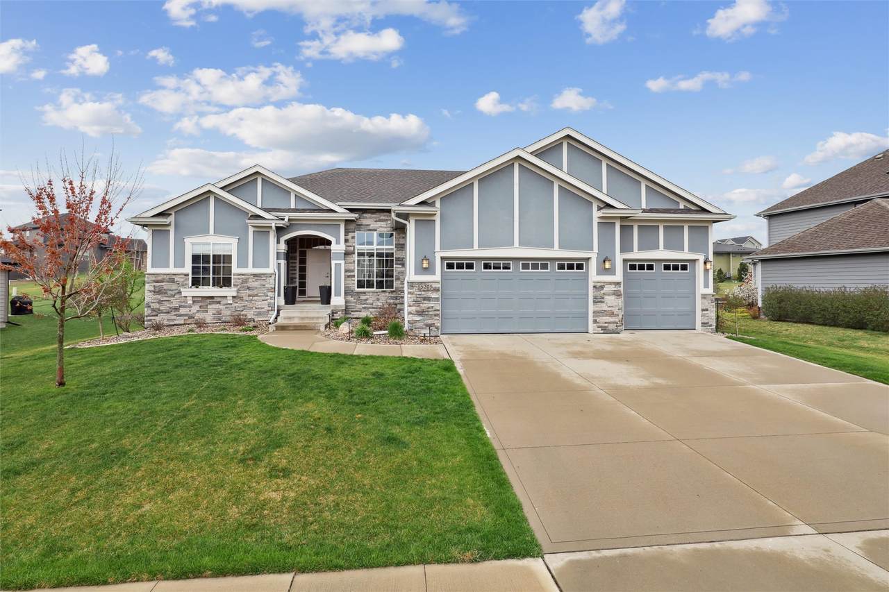 15205 Hickory Drive - Photo 1