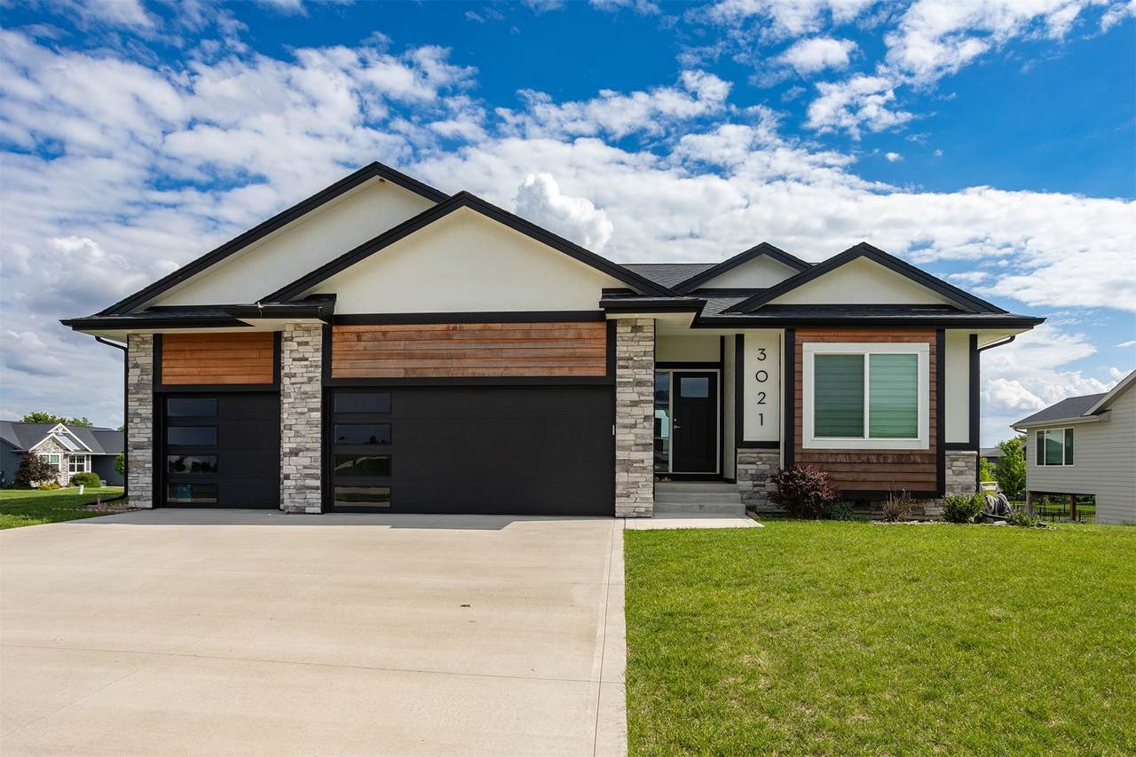 3021 17th Street - Photo 1