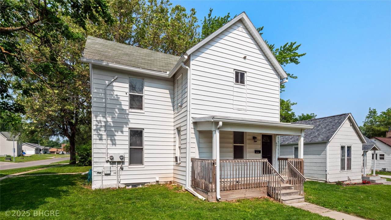 601 1st Street - Photo 1