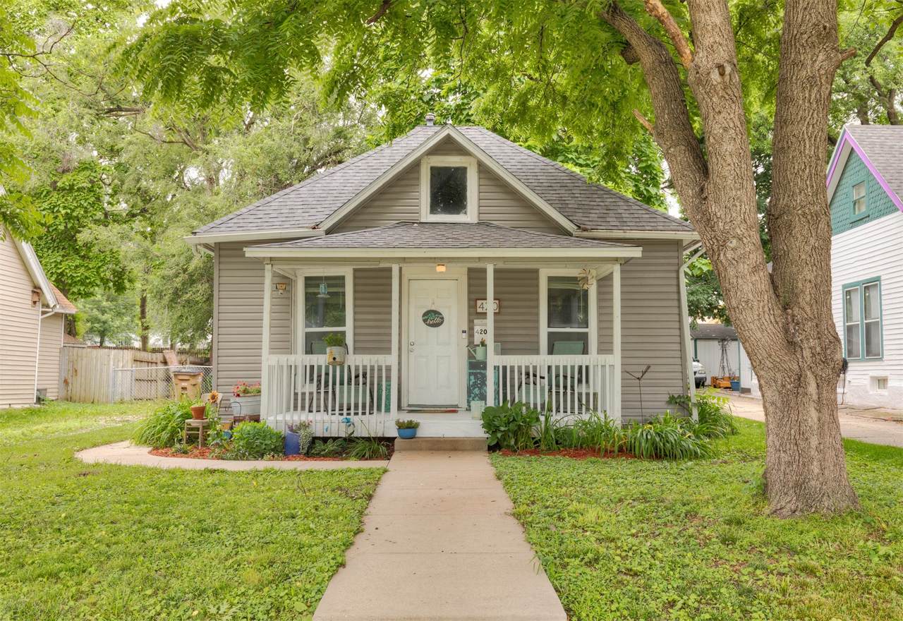 420 9th Street - Photo 1