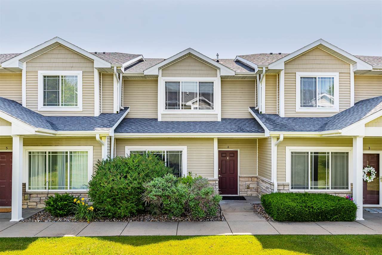 2240 Hart Avenue - Photo 1