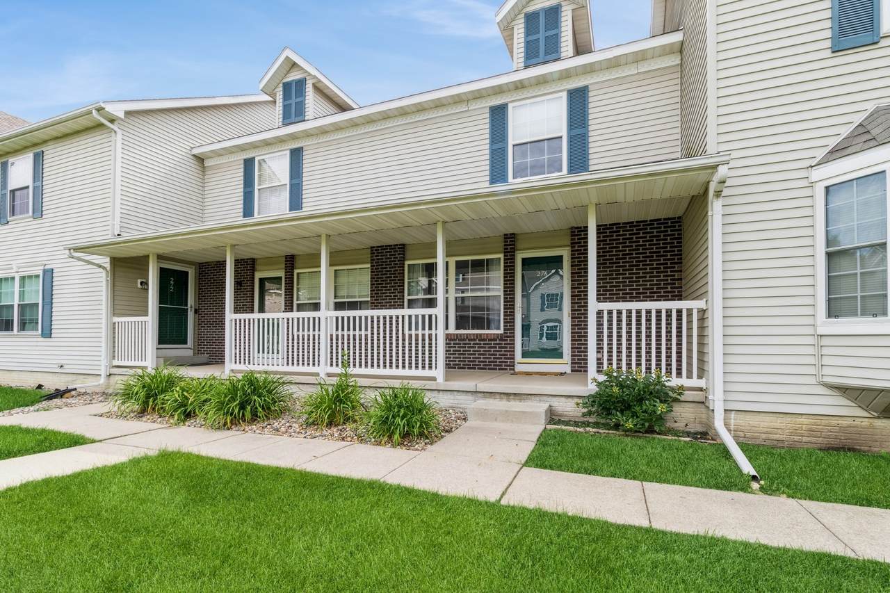 276 Georgetown Boulevard - Photo 1