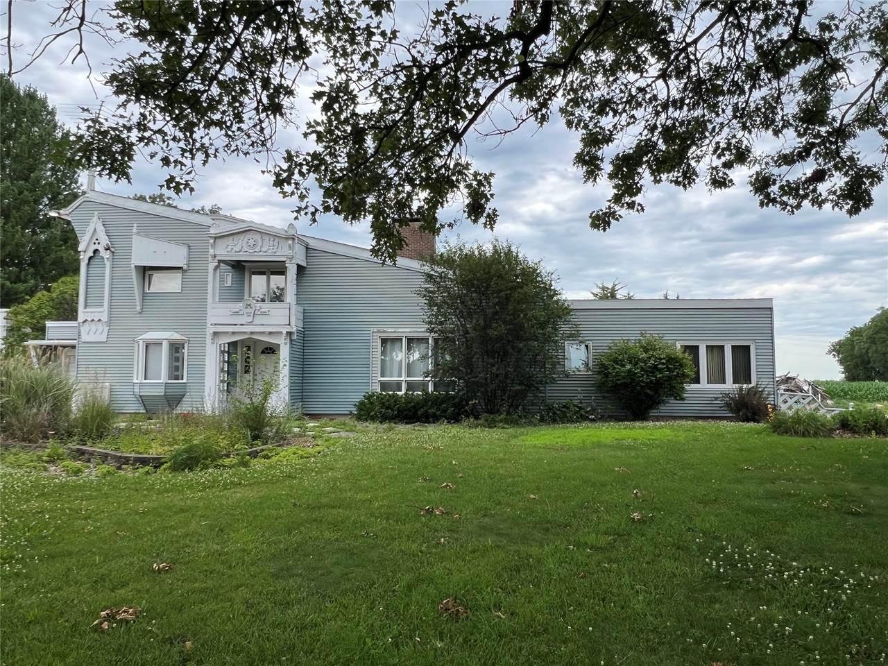 1826 Washington Street - Photo 1