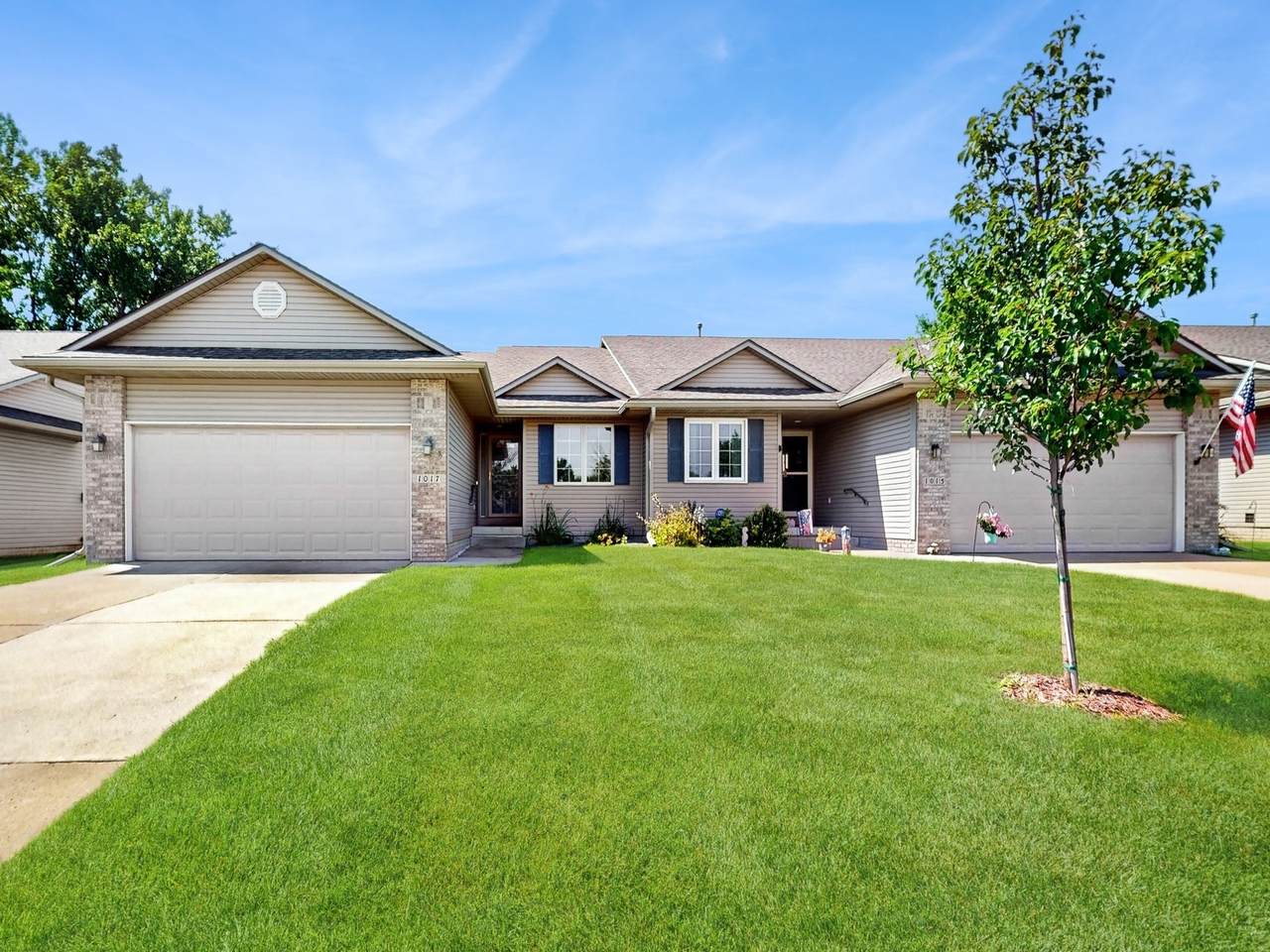 1017 5th Street - Photo 1