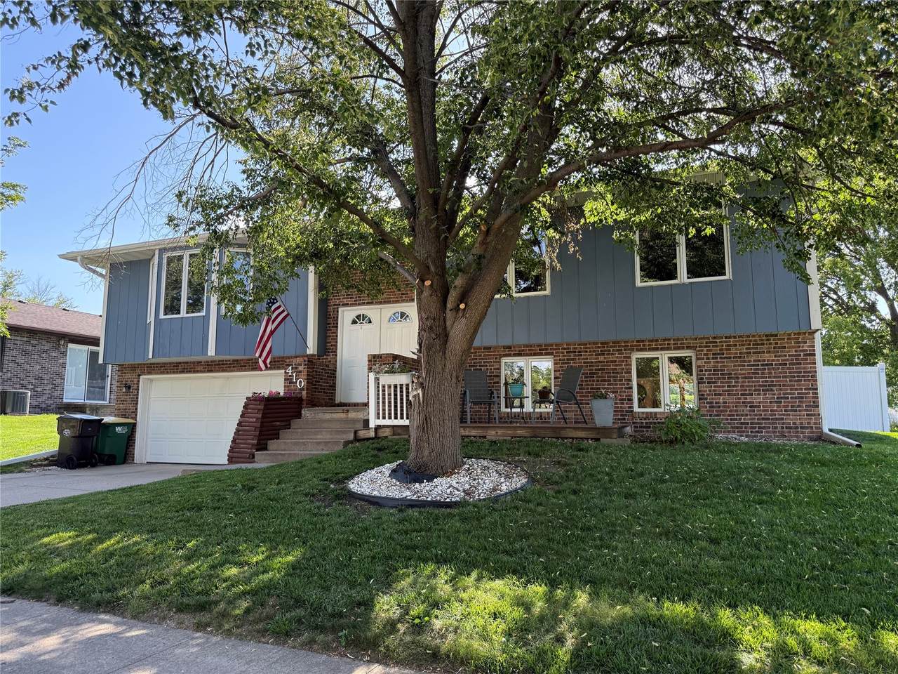 410 6th Street - Photo 1